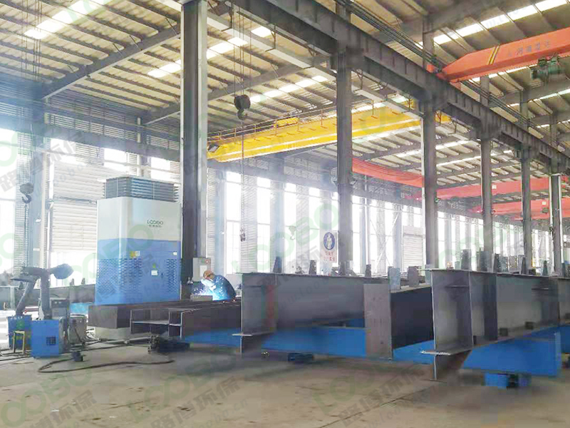 自循環(huán)式焊接煙塵凈化器.jpg 自循環(huán)式焊接煙塵凈化器.jpg