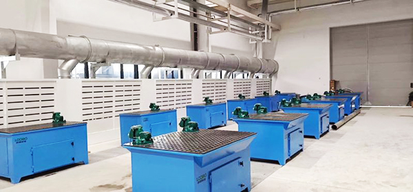 打磨除塵工作臺(tái).jpg 打磨除塵工作臺(tái).jpg