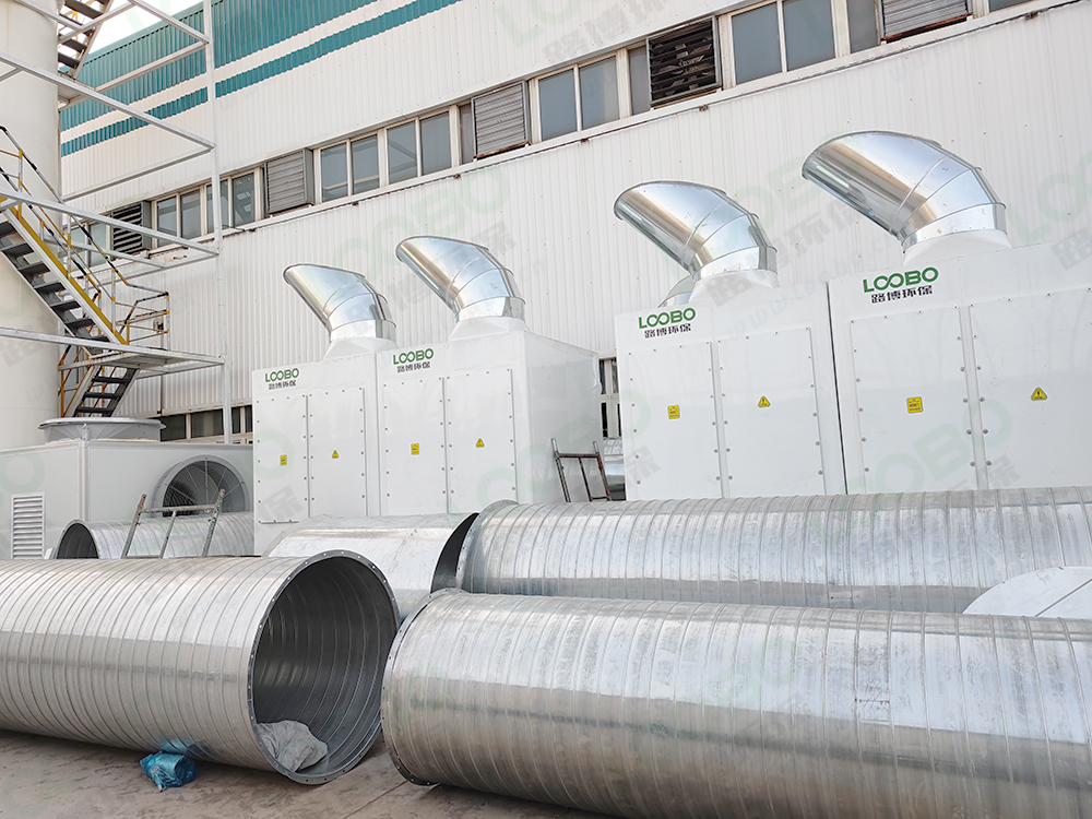 路博環(huán)保焊接煙塵凈化系統(tǒng)施工進行時.jpg 路博環(huán)保焊接煙塵凈化系統(tǒng)施工進行時.jpg