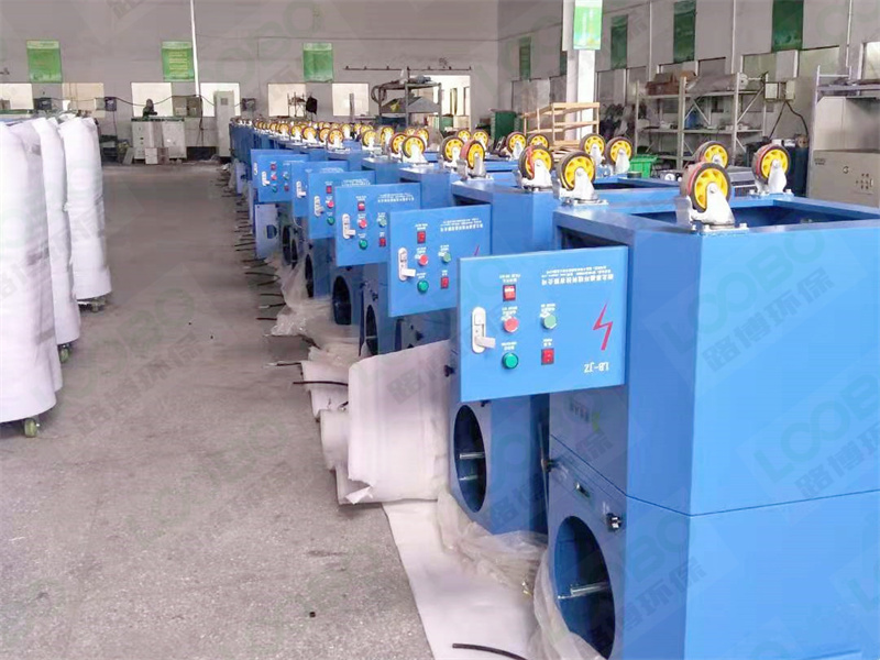 移動(dòng)式焊煙凈化器01.jpg 移動(dòng)式焊煙凈化器01.jpg