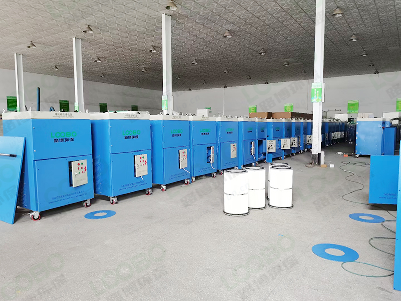 這么一臺(tái)移動(dòng)式焊接煙塵凈化器便能解決您的車間焊煙污染問題