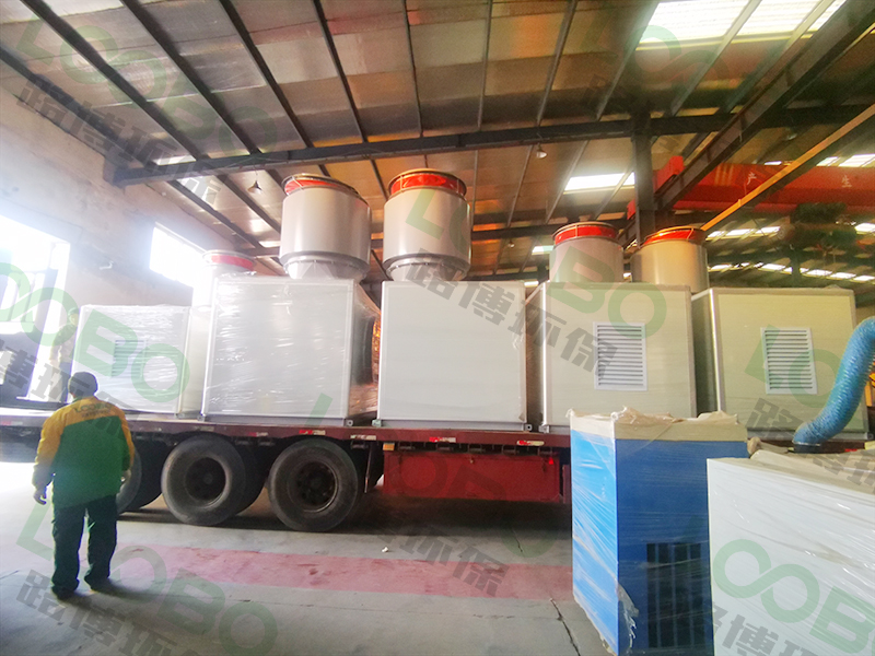 發(fā)貨篇4：焊煙凈化器，助力綠色生產(chǎn)，享受健康無煙焊接環(huán)境