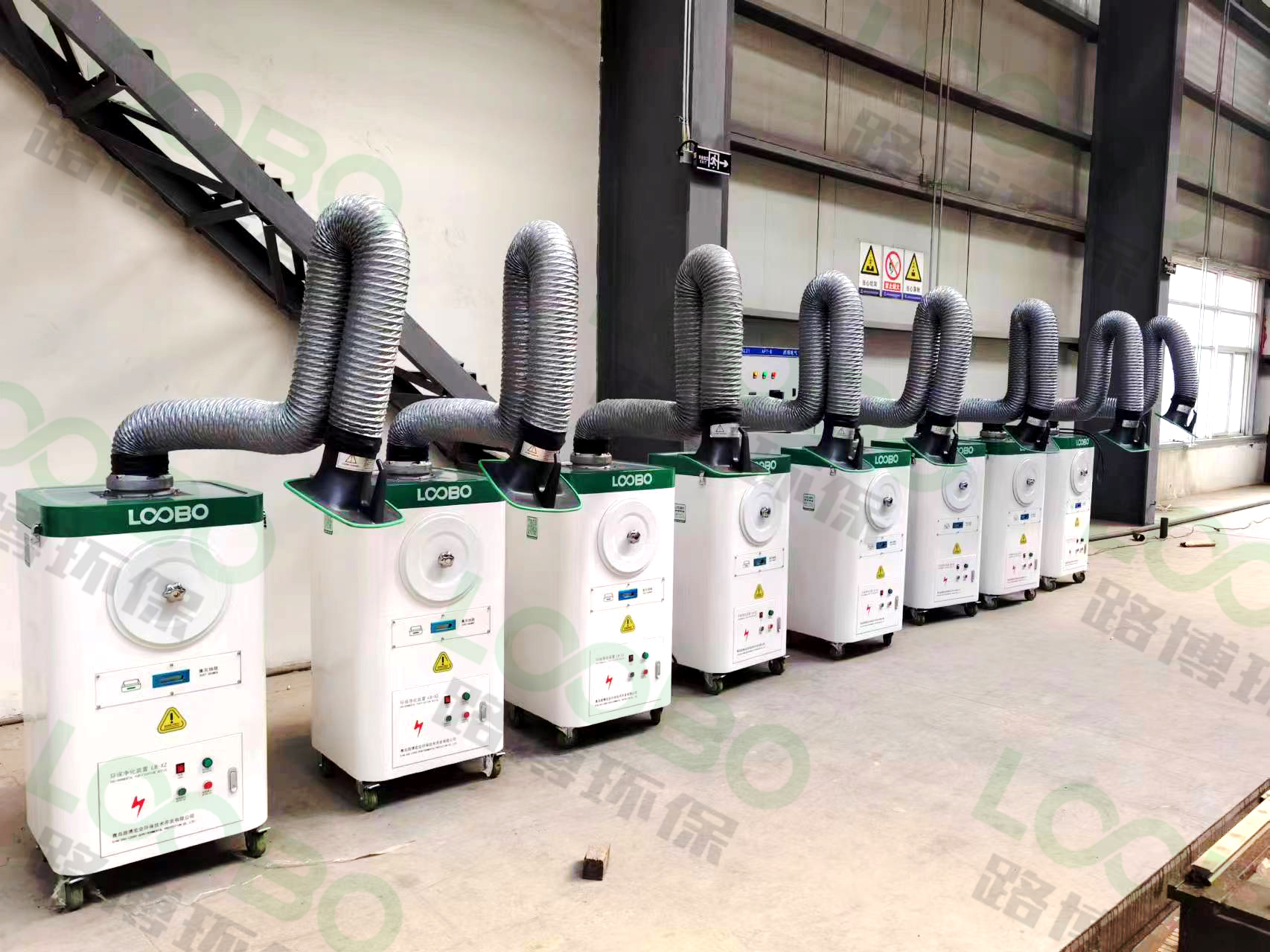 移動式焊煙凈化器，靈活萬向，突破空間限制，隨時隨地凈化